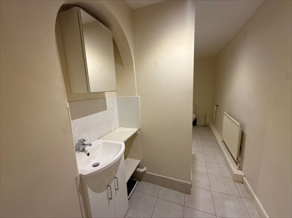 1 Bed Flat, Croydon Road, SM6