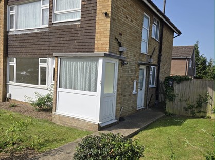 2 Bed Maisonette, Birchen Grove, LU2