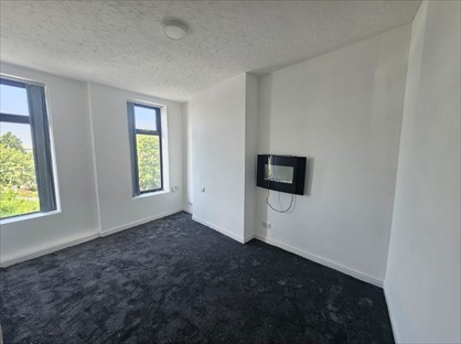 1 Bed Flat, Kirkhall Lane, WN7