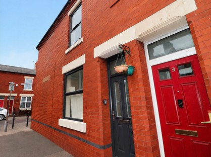 4 Bed Terraced House, Jones St, M6