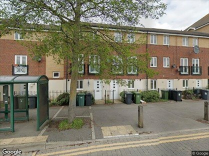 2 Bed Flat, Hampton Centre, PE7