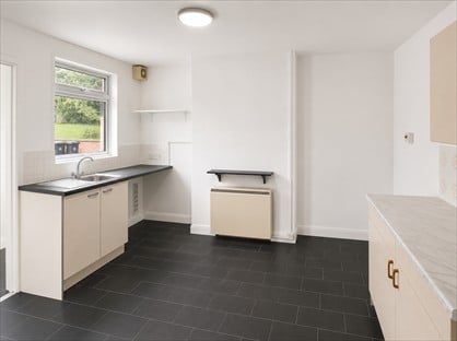 1 Bed Flat, Little Duke St, CV11
