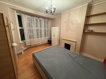 Room in a Shared House, Stevenage Road, E6