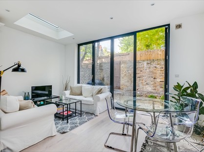 2 Bed Flat, Fulham Palace Road, SW6