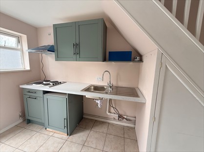 Studio Flat, The Slade Greens, LE2