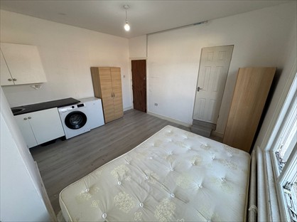Studio Flat, Jesmond Avenue, HA9