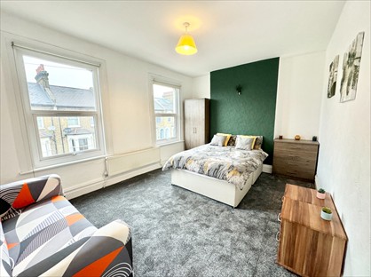 Room in a Shared House, Alloa Road, SE8
