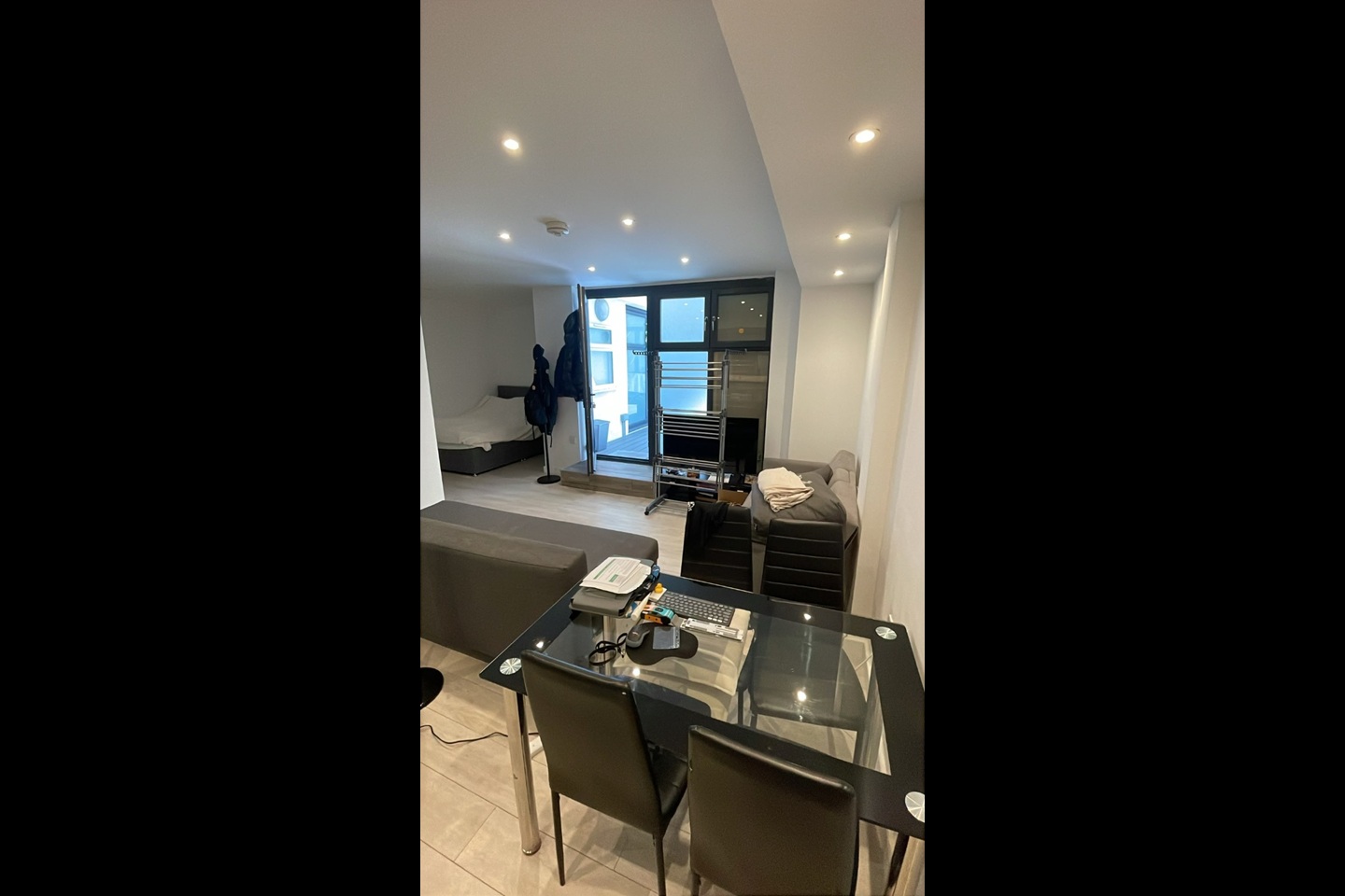 Studio Flat, Bell Street, NW1 photo 3