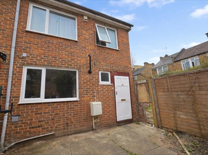 Room in a Shared House, Hogan Way, E5