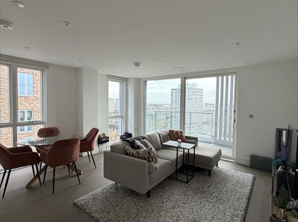 2 Bed Flat, Vision Point, SW11