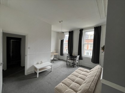 2 Bed Flat, Argyle Square, SR2