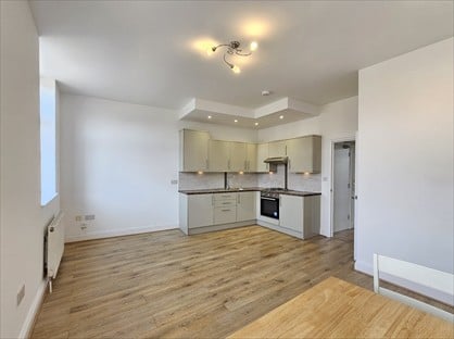1 Bed Flat, Perry Vale, SE23