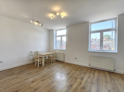 1 Bed Flat, Perry Vale, SE23