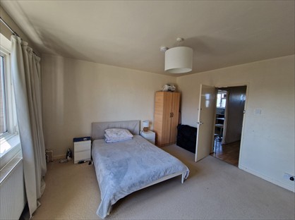 Room in a Shared Flat, Zion House, E1