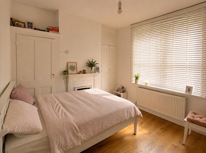 Room in a Shared House, Durnsford Road, SW19