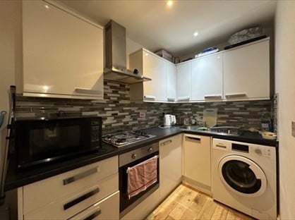 3 Bed Flat, St Mary Cray, BR5