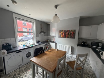 4 Bed Terraced House, Beamsley Place, LS6