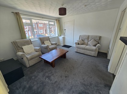 1 Bed Flat, Woodside Court, SO17