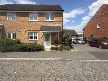 3 Bed Semi-Detached House, Mill Pond Crescent, PO19