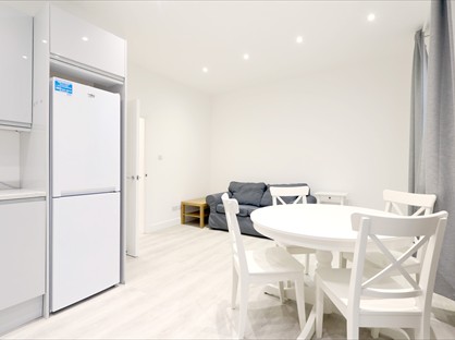 1 Bed Flat, Rochester Road, NW1