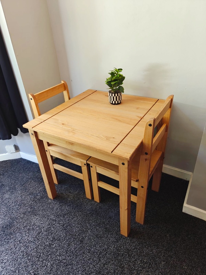 1 Bed Flat, William View, LS15 photo 5