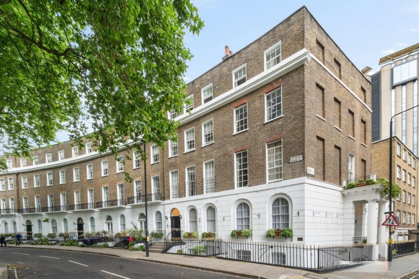 Studio Flat, Cartwright Gardens, WC1H, N1 7GU photo 5