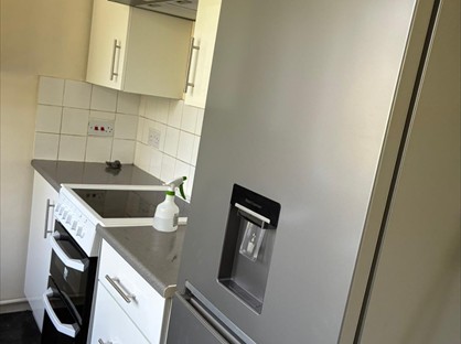 2 Bed Flat, The Larches, LU2