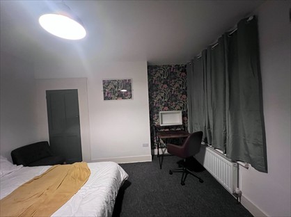 Room in a Shared House, Denmark Road, BR1