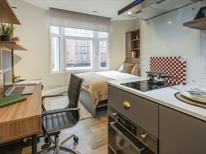 Studio Flat, Prestige Living Chamberlain Place, B4