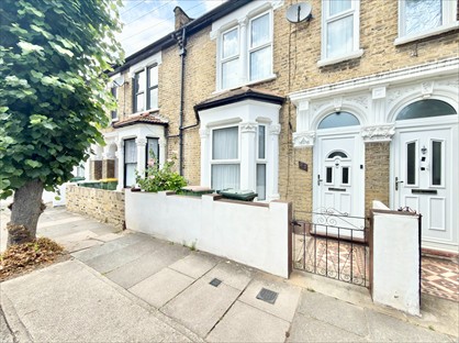 3 Bed Terraced House, Vaughan Road, E15