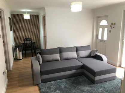 Room in a Shared Flat, Cherry Tree Close, GU9
