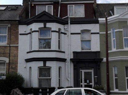 Studio Flat, Suffolk Road, BH2