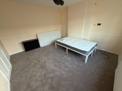 Studio Flat, Greenway, HA5