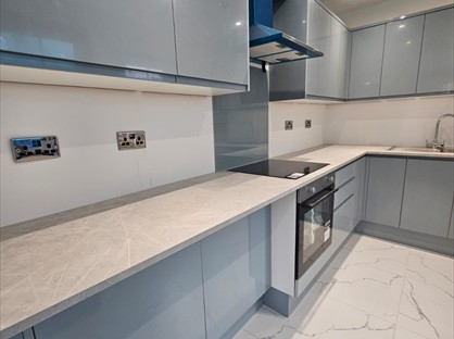 3 bed semi-detached house for rent in 3 Bed Semi-Detached House, Oulton Road, NR32