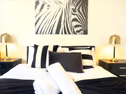 4 Bed Flat, Queensway, W2