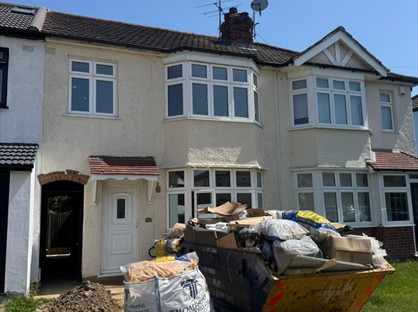 3 Bed Semi-Detached House, Sandringham Close, EN1