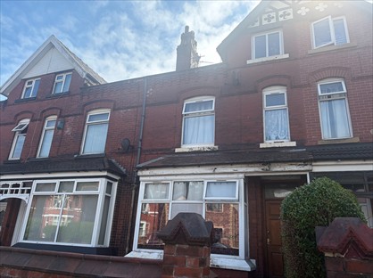 Studio Flat, Bromwich St, BL2
