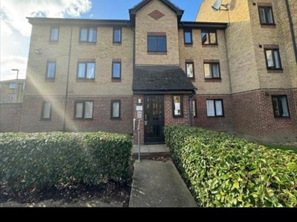 Studio Flat, Plumtree Close, RM10