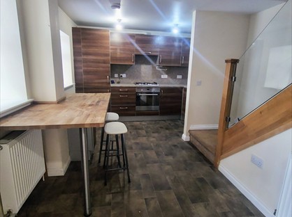 3 Bed Terraced House, New Wynd, DD10