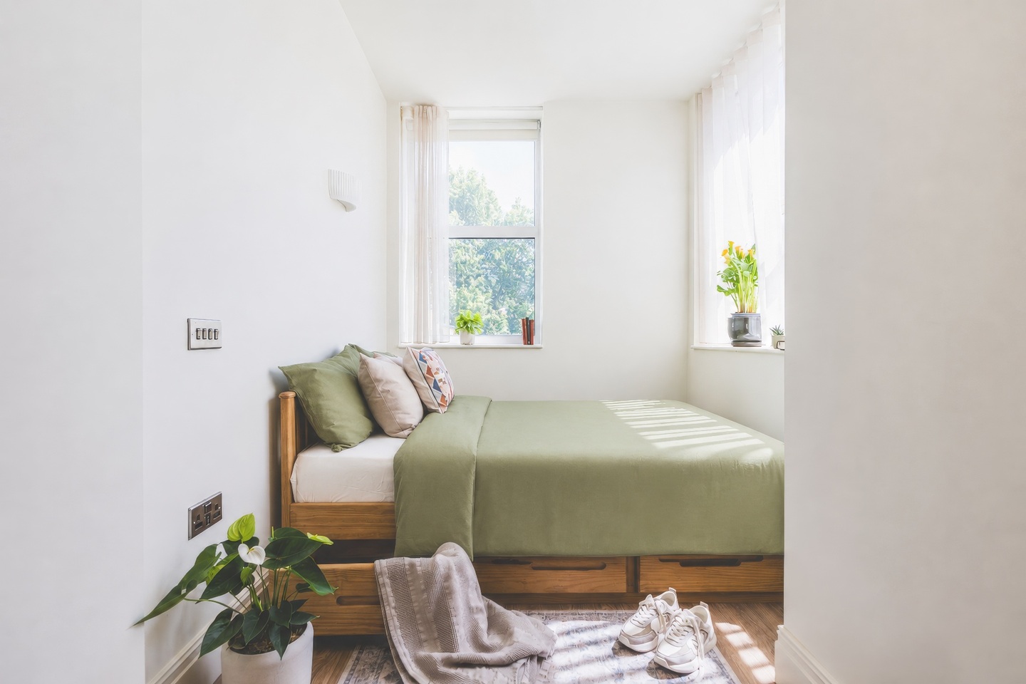 Studio Flat, Bedford Row, WC1R, N1 7GU