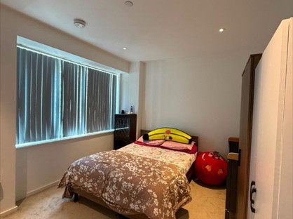 Room in a Shared House, High Road, IG1
