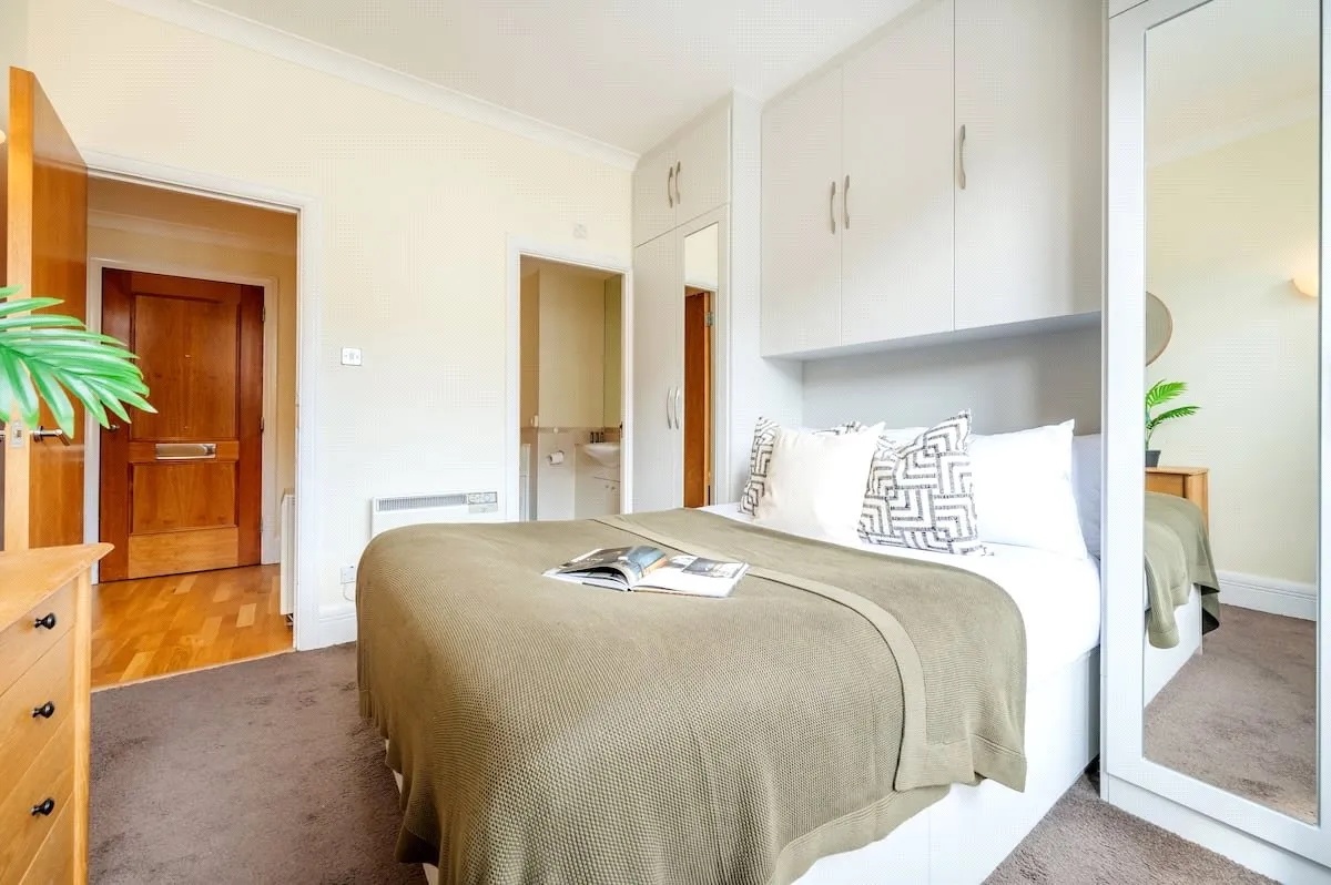 2 Bed Penthouse, Chicheley St, SE1, N1 7GU