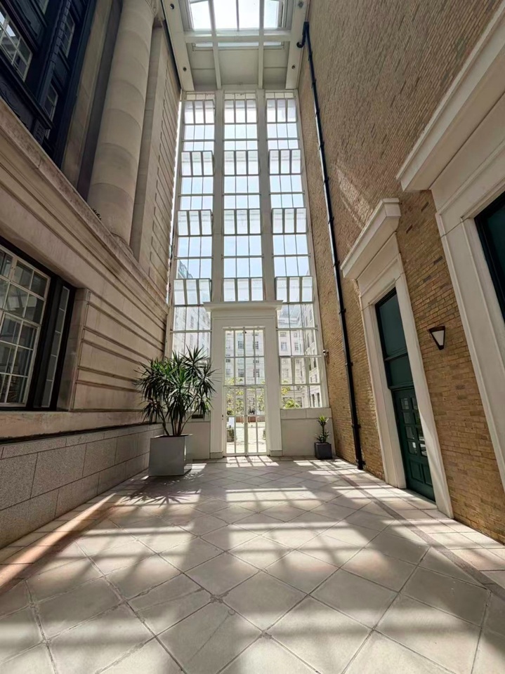 2 Bed Penthouse, Chicheley St, SE1, N1 7GU photo 5