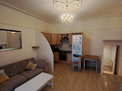 1 Bed Flat, Alhambra Road, PO4