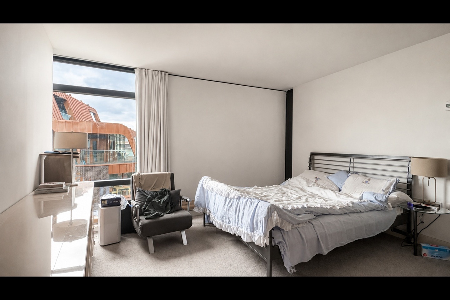 3 Bed Flat, Parliament View, SE1, N1 7GU photo 5