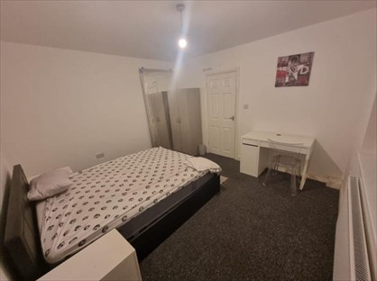 Room in a Shared House, Coniston Way, RM12