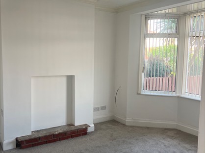 3 Bed Semi-Detached House, Richmond Avenue, FY5