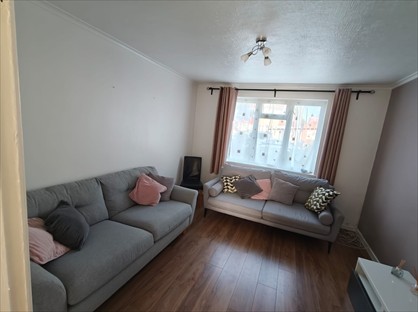 2 Bed Flat, Hodder Drive, UB6