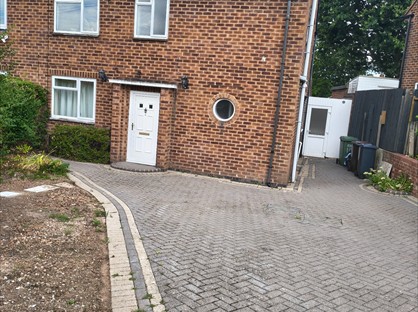 3 Bed Semi-Detached House, Broadwell Road, B92
