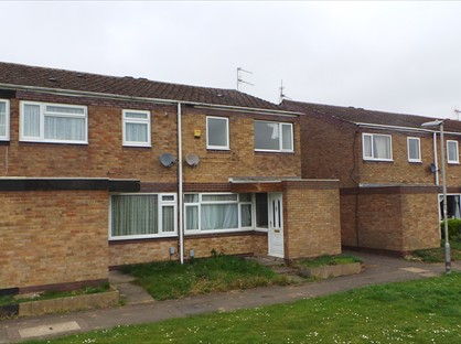 3 Bed Semi-Detached House, Dolphin Drive, LU5